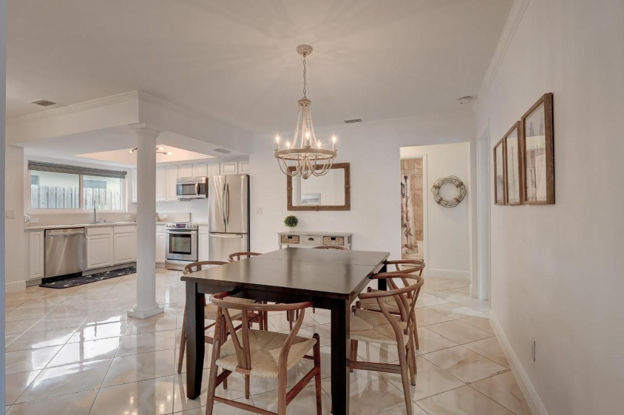 Pool Home Super Close To Vanderbilt Beach North North Naples Екстериор снимка