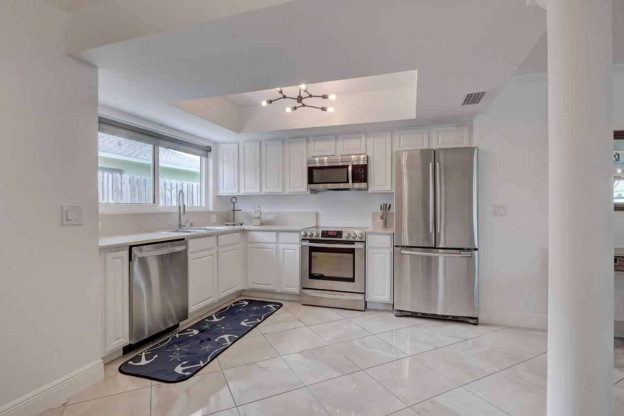 Pool Home Super Close To Vanderbilt Beach North North Naples Екстериор снимка